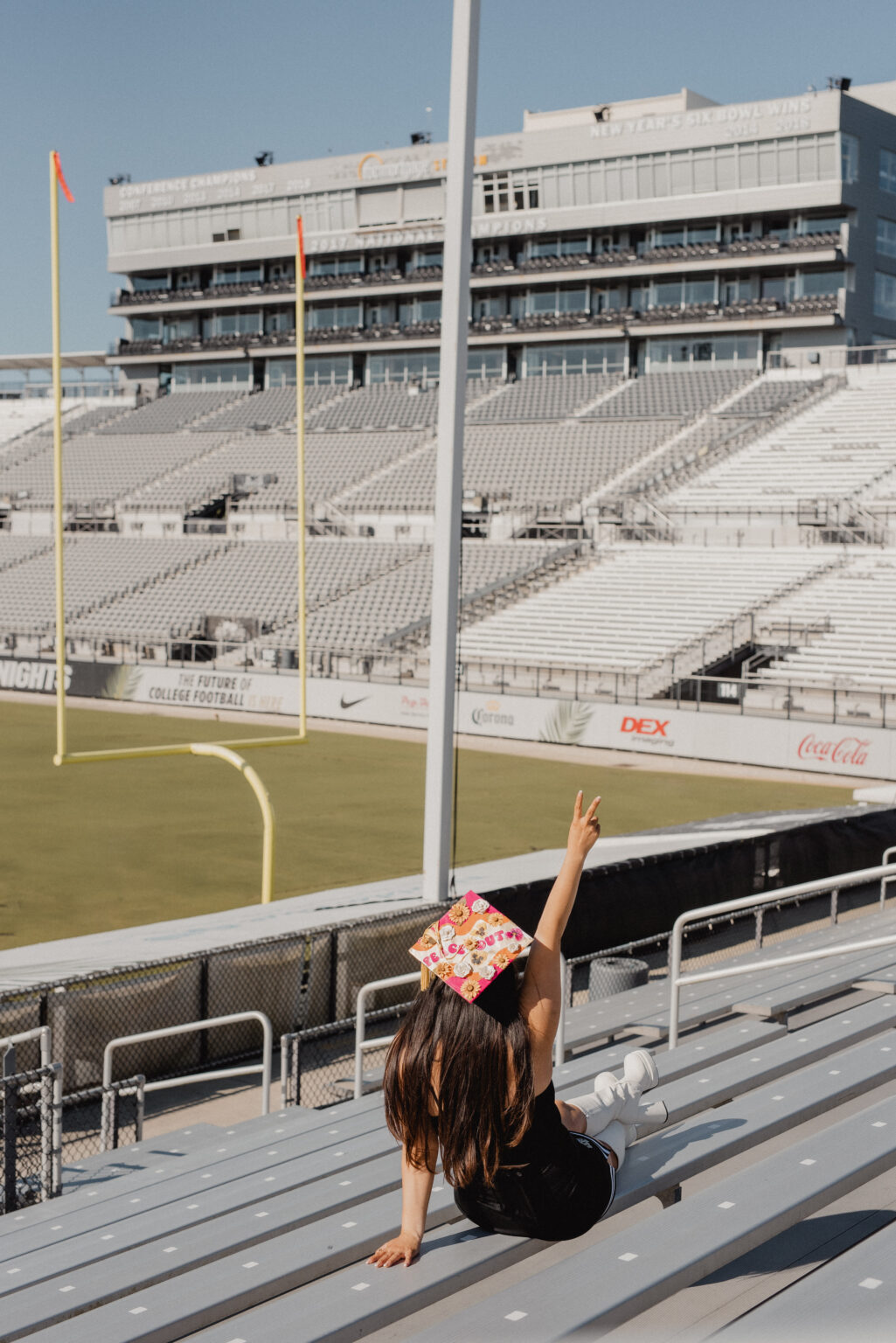 local ucf orlando graduation grad photographer photographers photography packages university of central florida photo Rosen college of hospitality campus Valencia grads