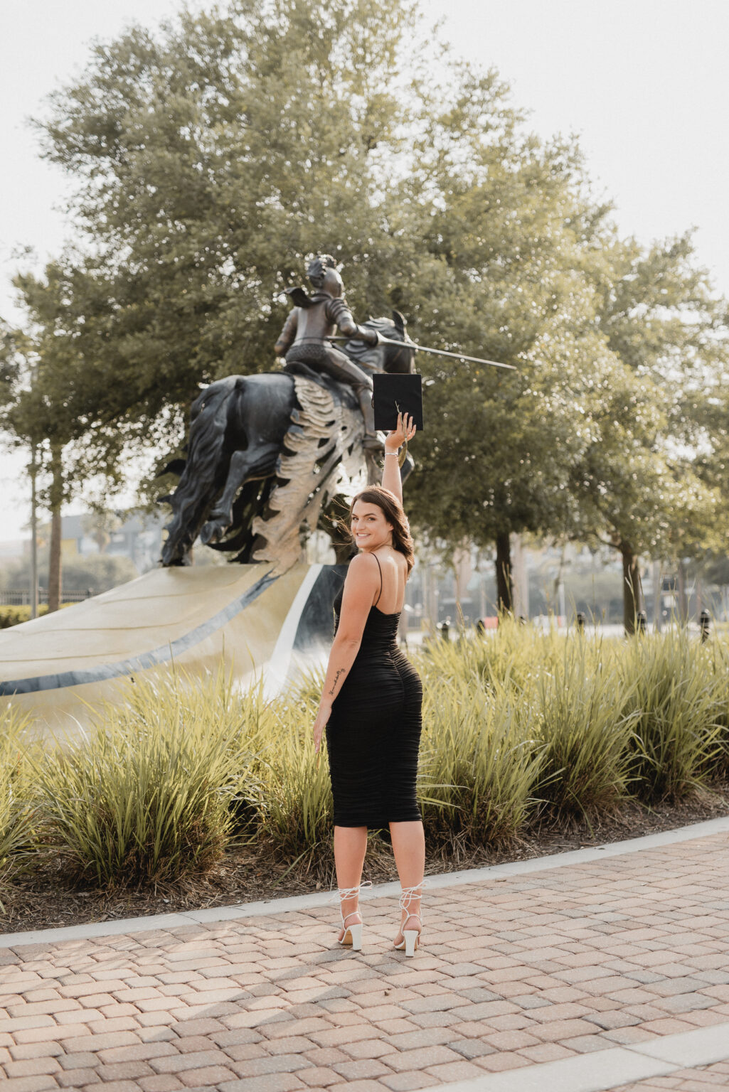 local ucf orlando graduation grad photographer photographers photography packages university of central florida photo