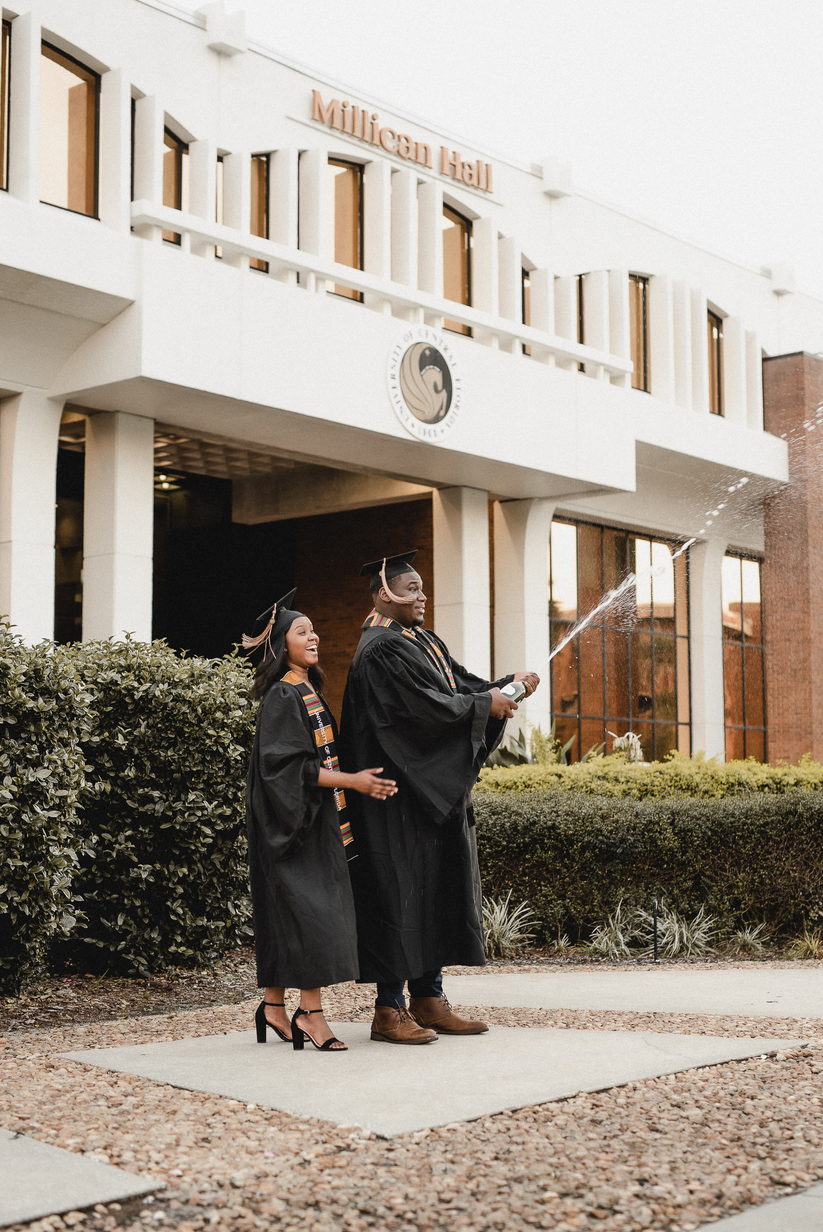 ucf orlando graduation photographer local packages
