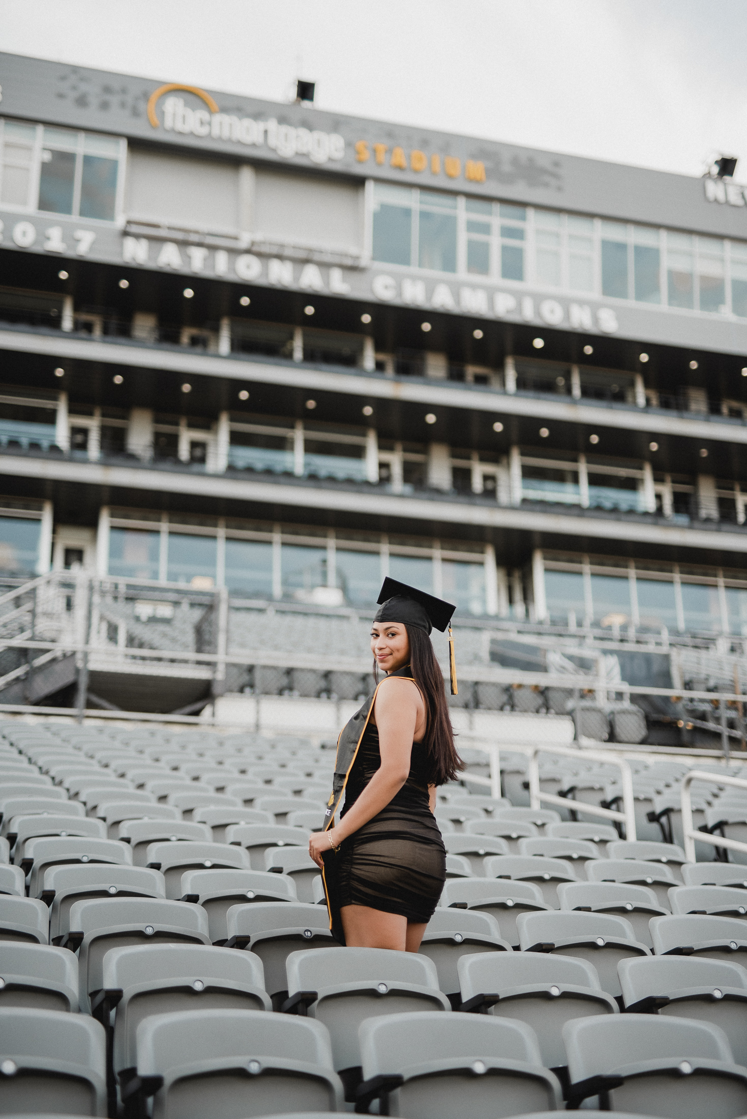 local ucf orlando graduation photographer photography packages grad university of central florida photography Valencia college