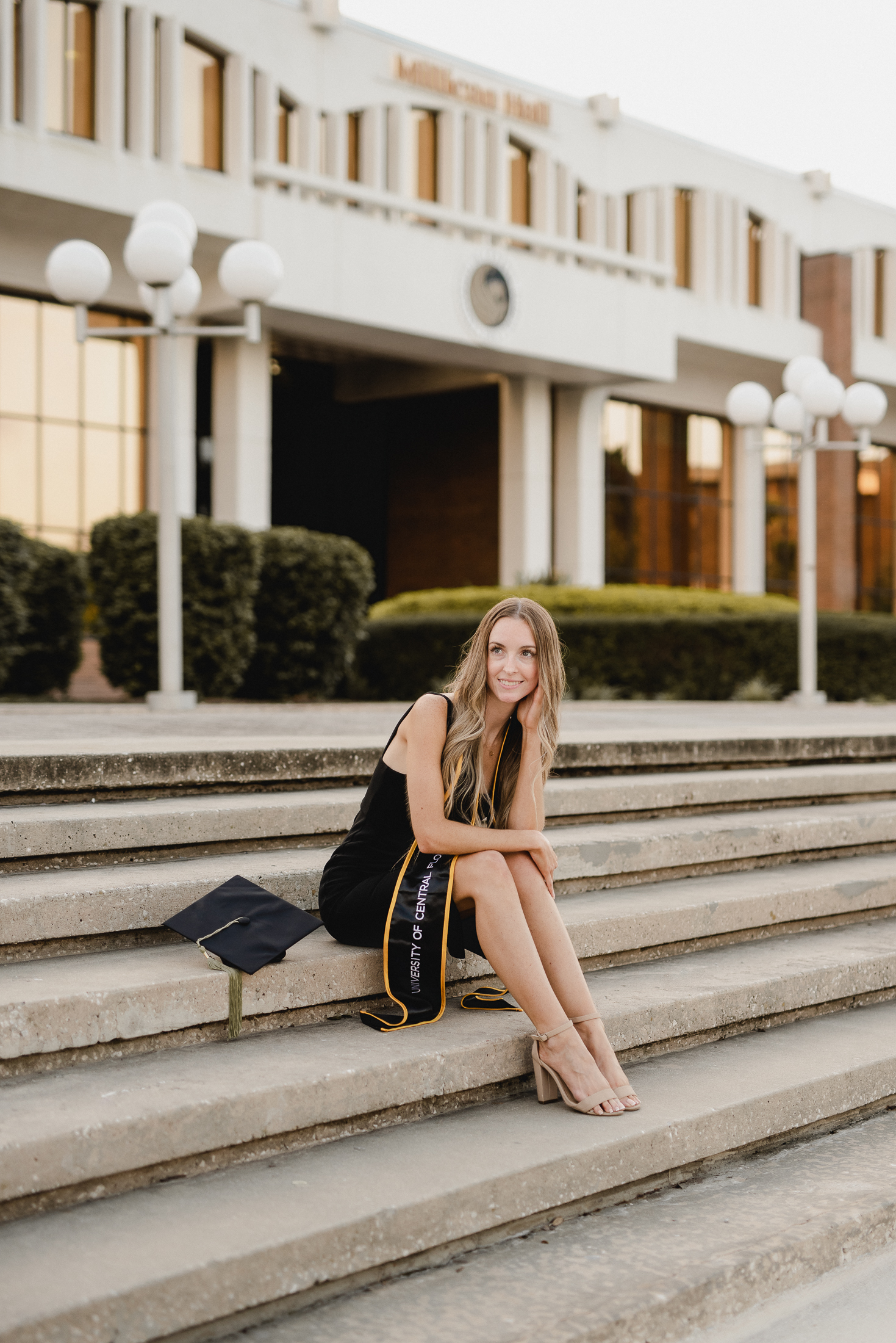 local ucf orlando graduation photographer photography packages grad university of central florida photography