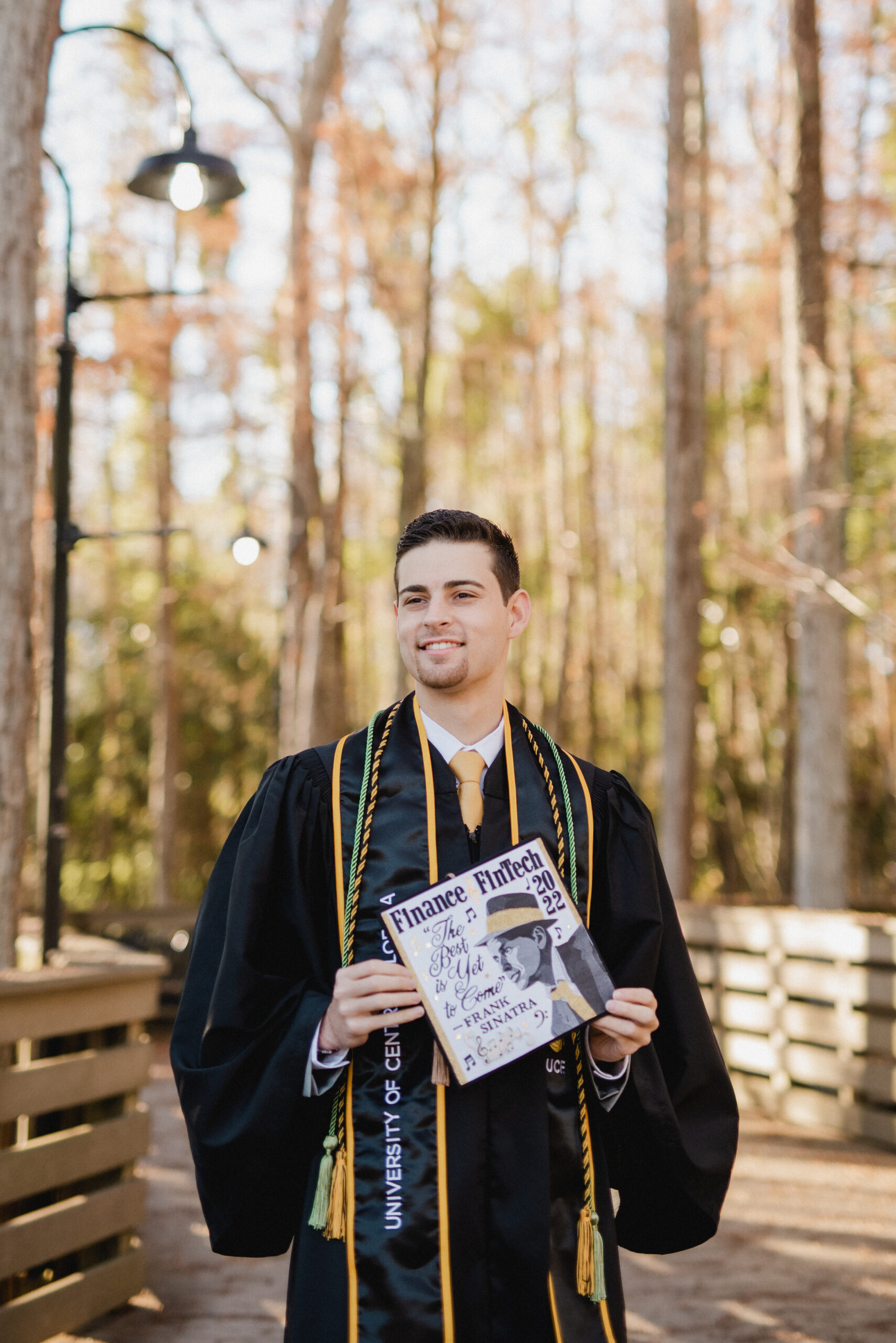 local ucf orlando graduation photographer photography packages grad university of central florida photography