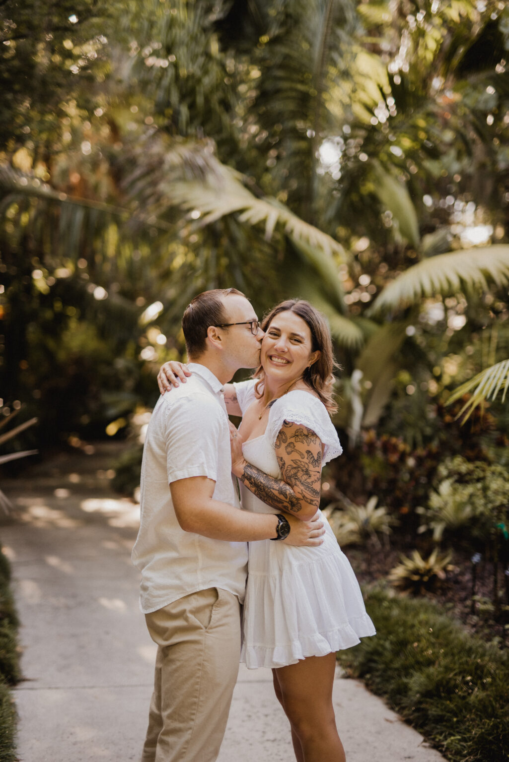 Orlando Engagement session, Elopement and Professional local wedding photographer photography weddings photographers near me winter park maitland altamonte springs winter garden winter springs photo packages