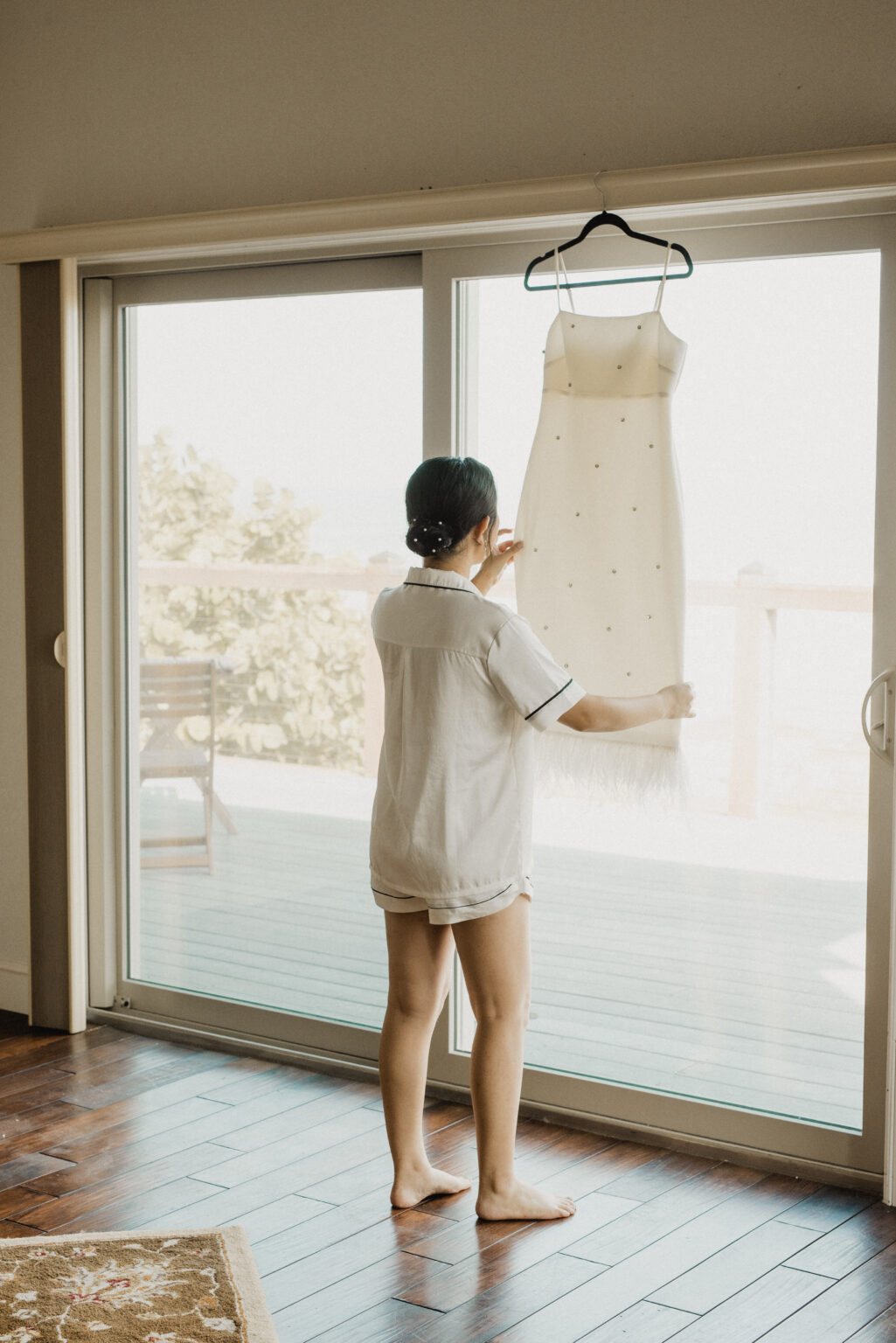 Lonching & Shamus had a beautiful beach house Airbnb elopement in Cocoa Beach last Friday, which included family, their fur baby & traditions ❤️ I feel incredibly lucky to have been apart of their special day! It was my first time capturing a tea ceremony which was so meaningful. They did an incredible job with putting everything together!! & you guys know Me…I literally couldn’t stop taking adorable shots of their Yorkie Griffin 🥹 haha I hope everyone has a safe and memorable Thanksgiving with their friends and families!