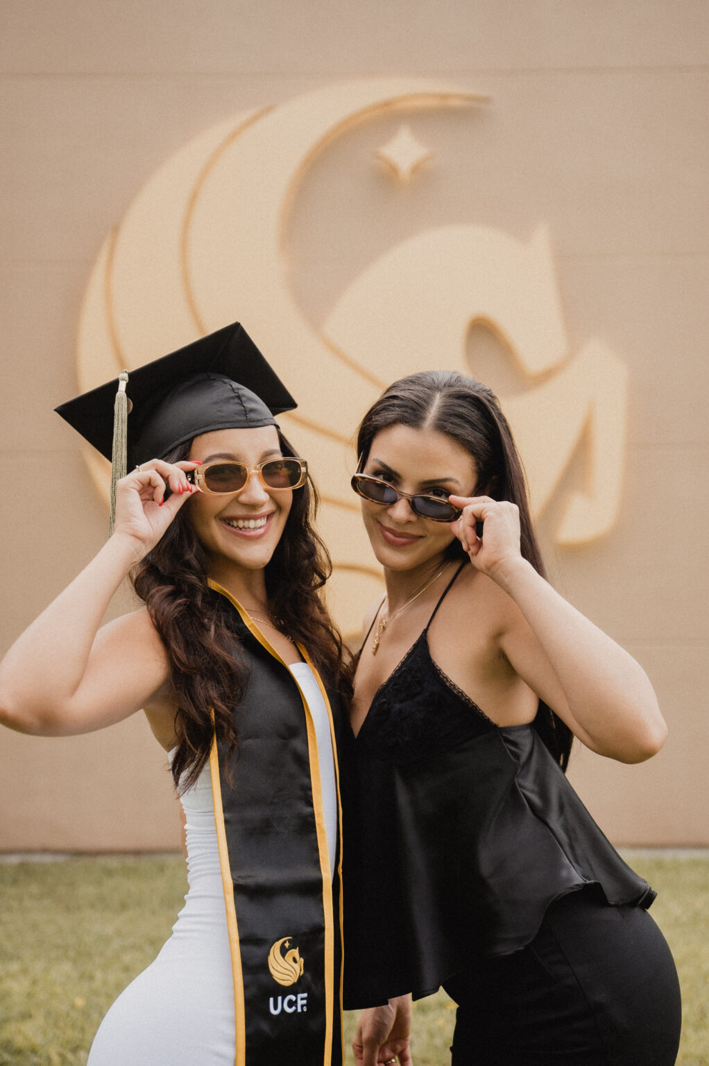 Panhellenic local ucf orlando graduation grad photographer graduation photographers photography packages university of central florida photo Rosen college of hospitality campus Valencia grads