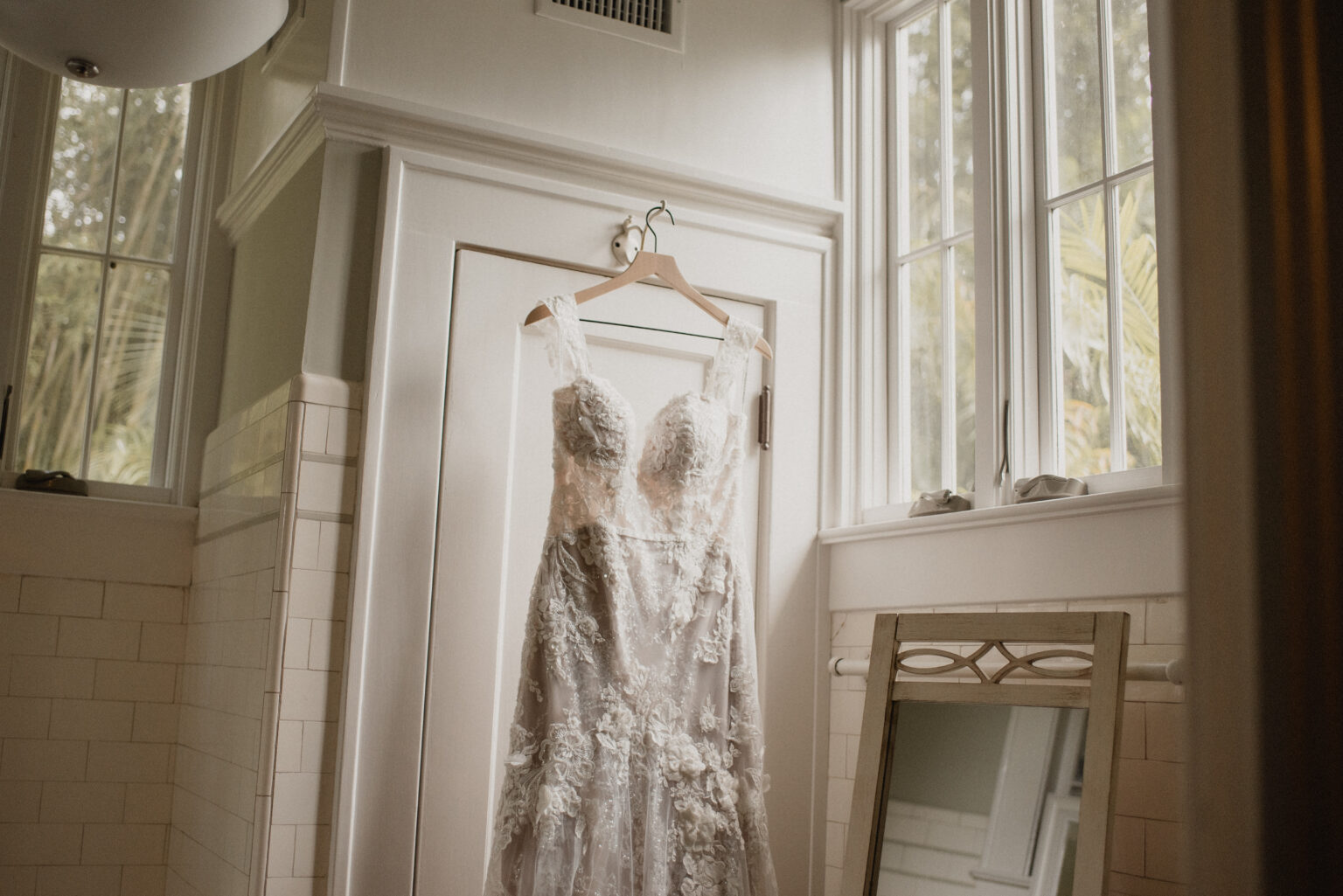 Central Florida Downtown Orlando Destination Elopement, Wedding Vendor Vendors, Engagement Photographer Photographers, Elopement and Wedding Venue Weddings Portrait Engagement Casa Feliz Wedding Venue Winter Park Florida Photography Packages The Capen House Wedding Venue