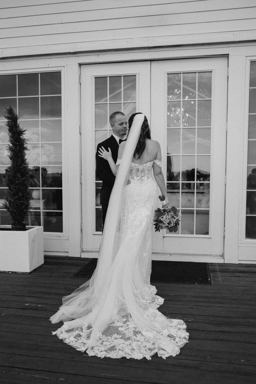 Central Florida Downtown Orlando Destination Elopement, Wedding Photographer and Vendor Vendors, Engagement Photographer Photographers, Elopement and Wedding Venue Weddings Portrait Engagement Peach Barn Ever After Farm Mims Florida wedding packages Shaya Oliver Photo