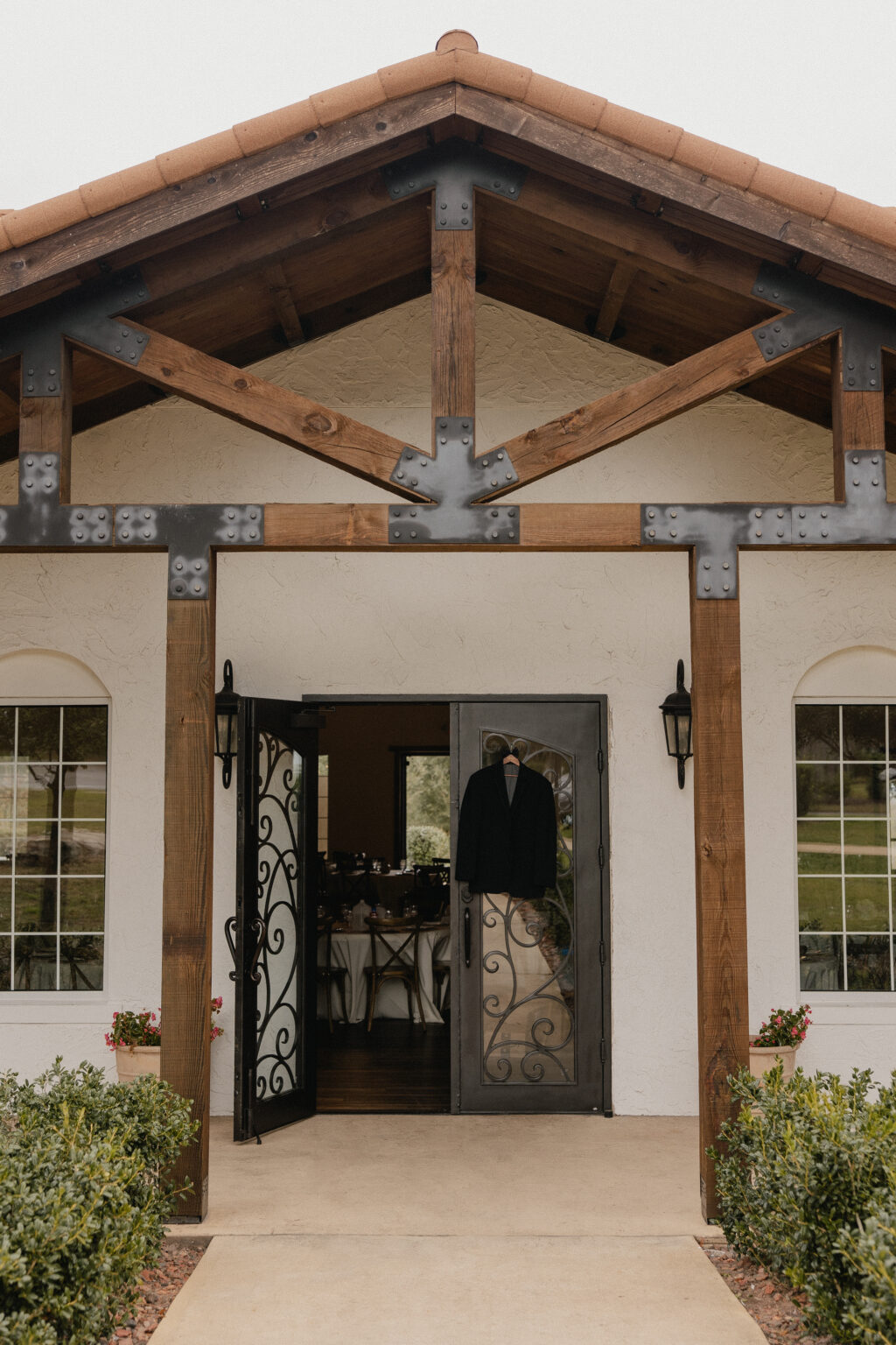 Sterling Event Wedding Venue Minneola Florida Orlando Central Florida Destination Elopement, Wedding Photographer and Vendor Vendors, Engagement Photographers, Elopement Engagement Florida wedding packages Shaya Oliver Photography