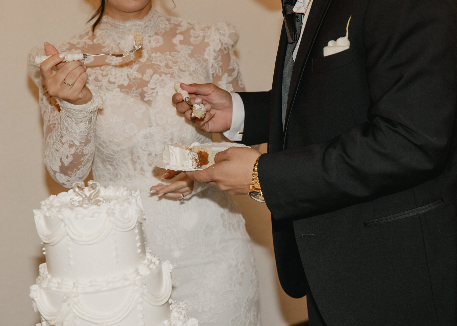 Sterling Event Wedding Venue Minneola Florida Orlando Central Florida Destination Elopement, Wedding Photographer and Vendor Vendors, Engagement Photographers, Elopement Engagement Florida wedding packages Shaya Oliver Photography